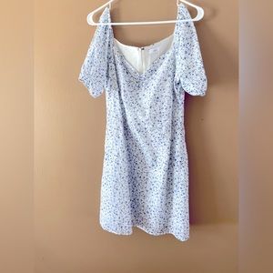 Lucca shite dress with blue flowers dress